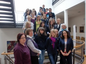 Auf der Rathaustreppe