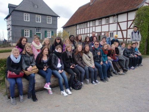 Gruppenfoto im Freilichtmuseum