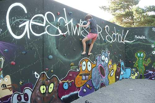 Die neue Bemalung unserer Kletterwand