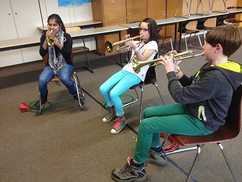 Und nun alle gemeinsam, da wird es schon etwas lauter