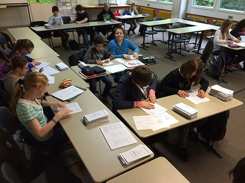 Bitte ordentlich falzen! Der Bürgermeister kommt!